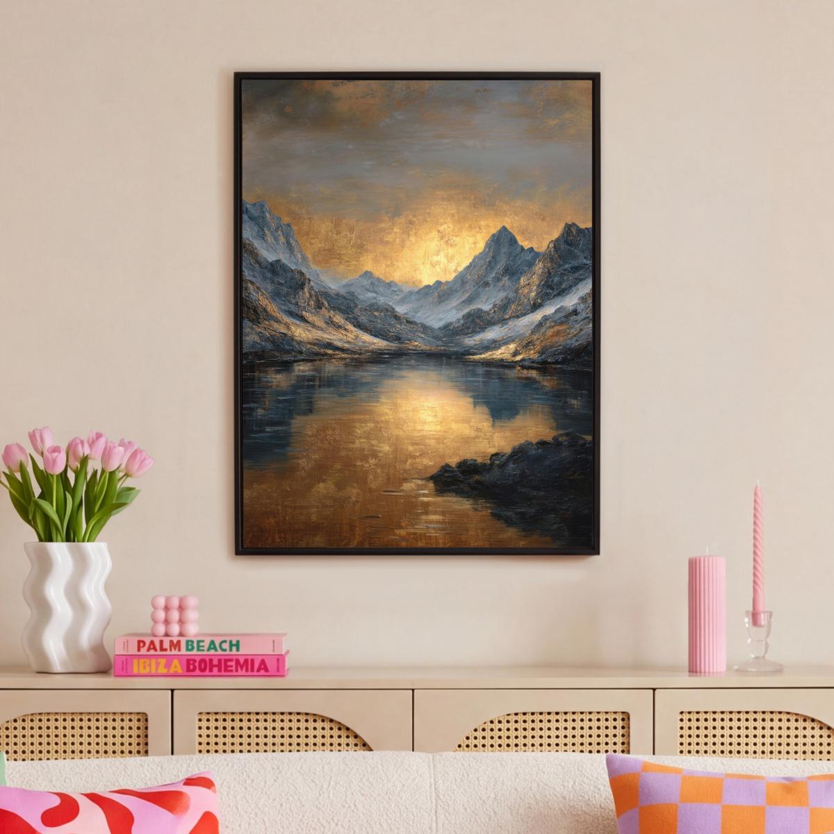 LEINWAND Bilder mit Rahmen - Bergkulisse mit goldenem Sonnenuntergang - 70x100 - Goldfarben, Textil (70/100cm) - MuchoWow