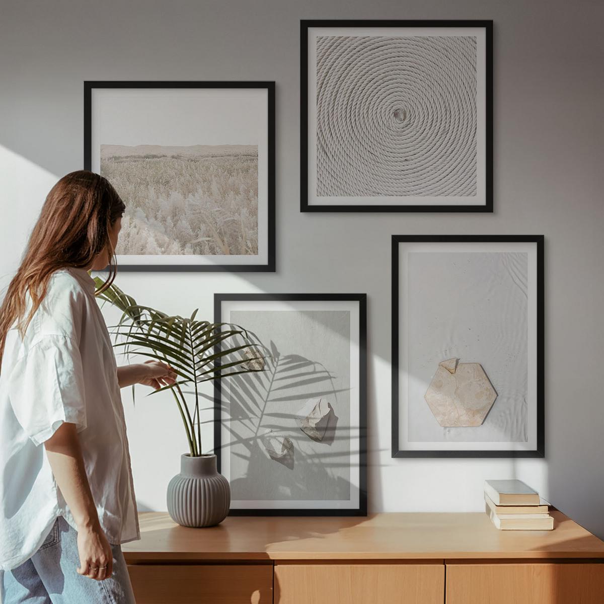 BILDER SET 4er Set - 50x50 cm & 40x60 cm Schwarzer Rahmen - Leichte Boho-Sandtexturen - Schwarz, Kunststoff (50/50cm) - TULUP