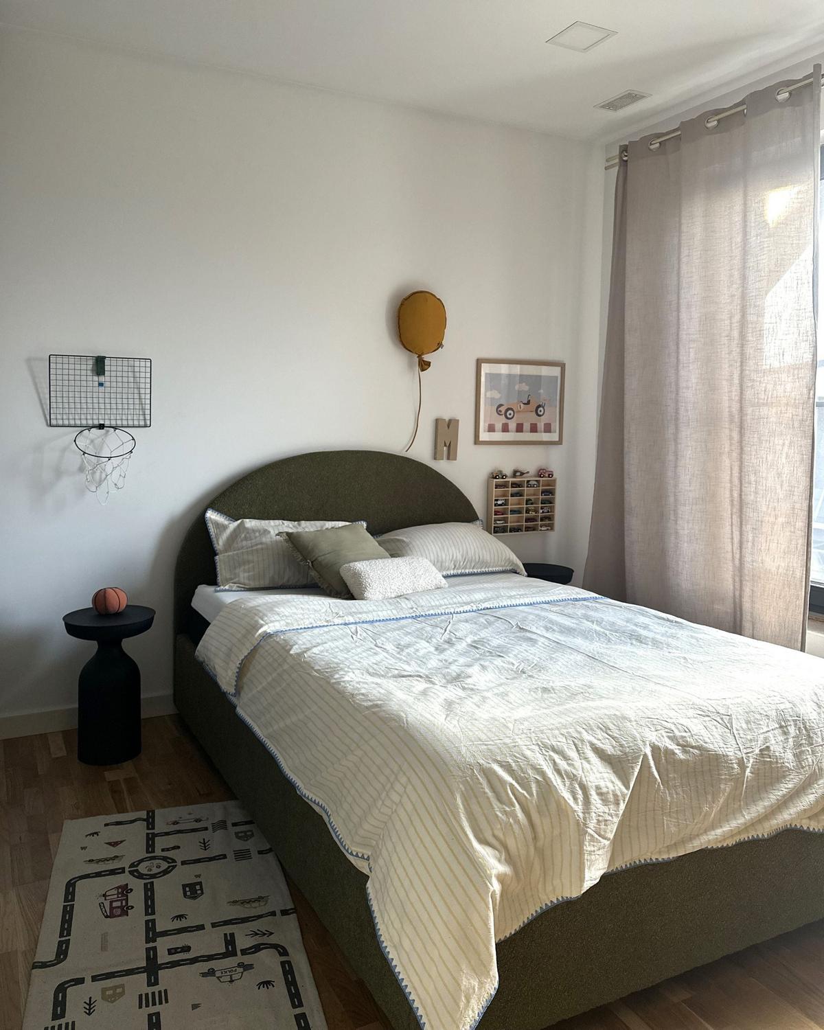 BETT mit Stauraum 140x200 cm Grün Vaucluse - Olivgrün, Textil (140/200cm) - Beliani
