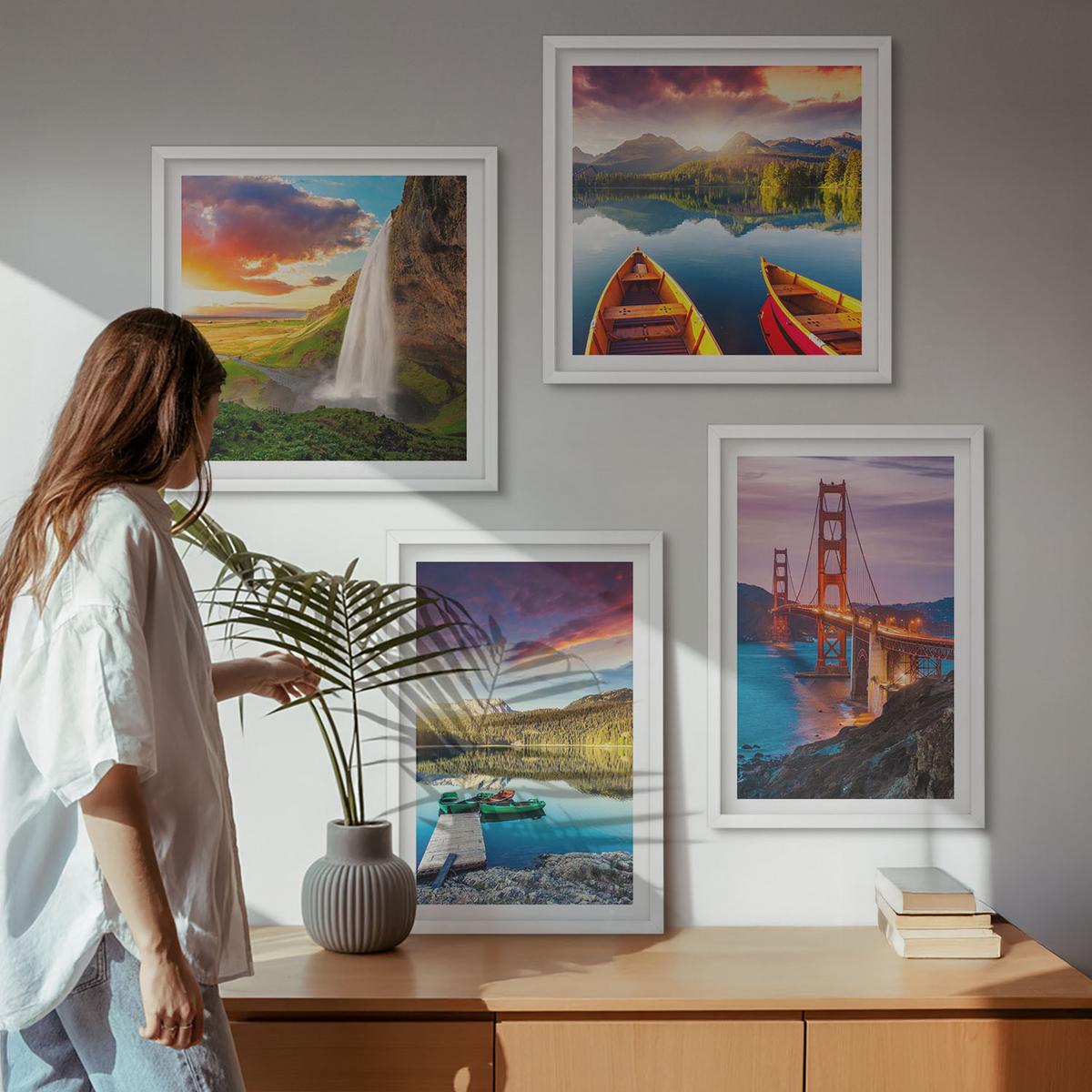 BILDER SET 4er Set - 50x50 cm & 40x60 cm Weißer Rahmen - Bergseen, Boote, Brücken - Weiß, Kunststoff (50/50cm) - TULUP