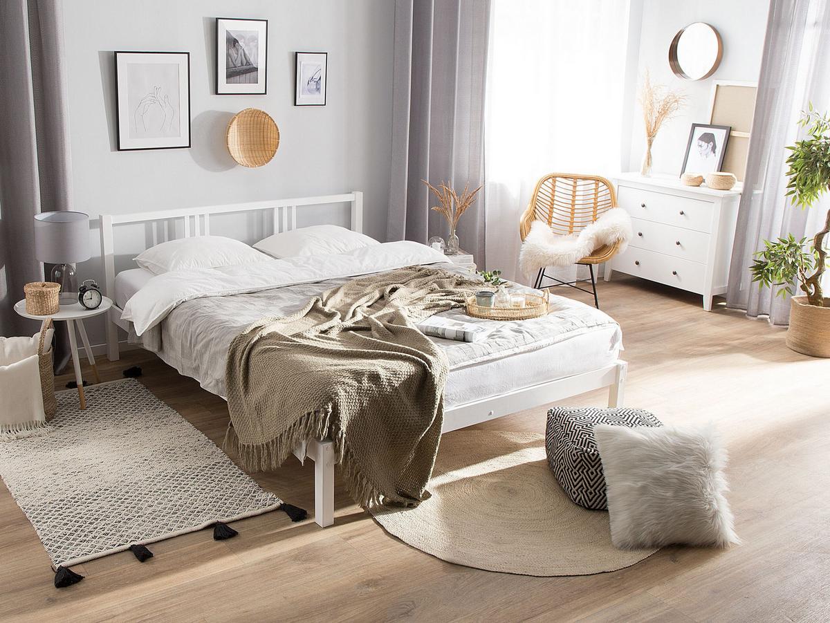BETT mit Lattenrost 180x200 cm Weiß Vannes - Weiß, Holz (180/200cm) - Beliani