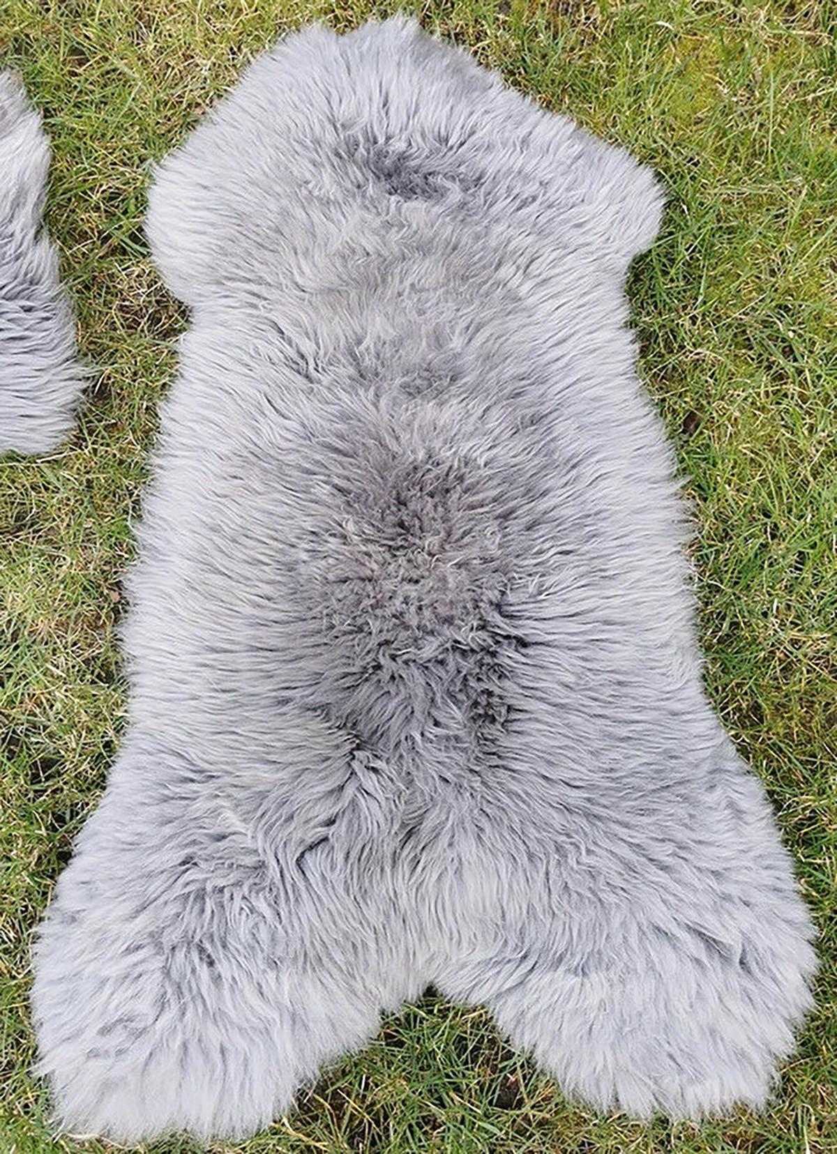 LAMMFELL Öko bunt gefärbt weich Fell Teppich Grau ca. 110 cm - Grau, Fell (60/110cm) - Provellus