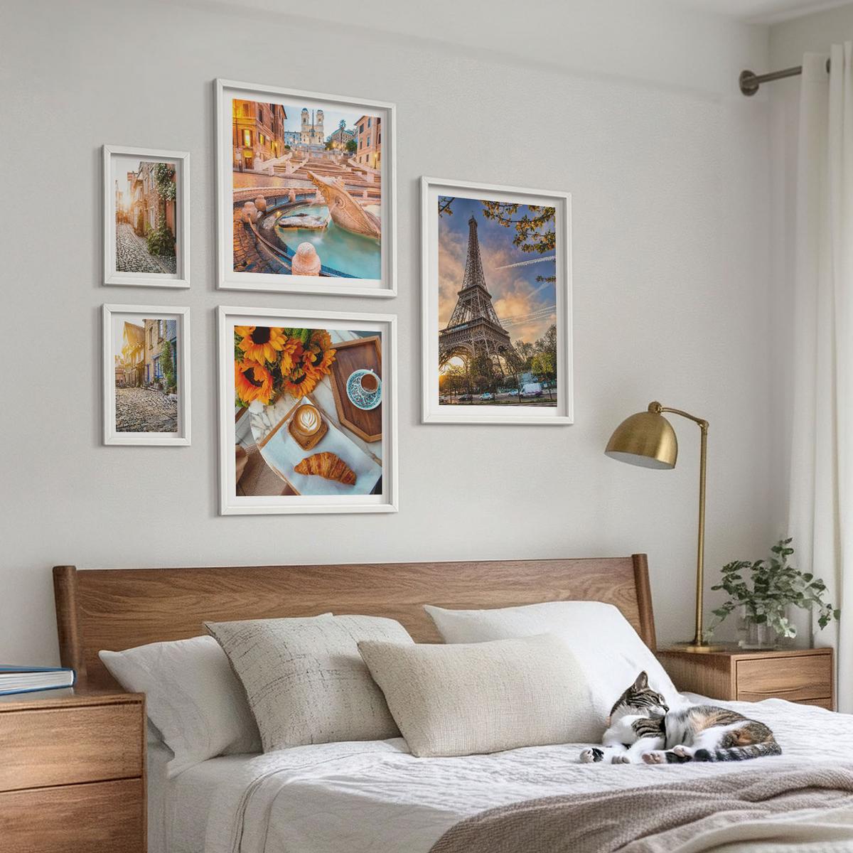 BILDER SET 5er Set - 50x50 cm & 20x30 cm & 40x60 cm Weißer Rahmen - Charmante Straßen mit Kaffee - Weiß, Kunststoff (40/60cm) - TULUP