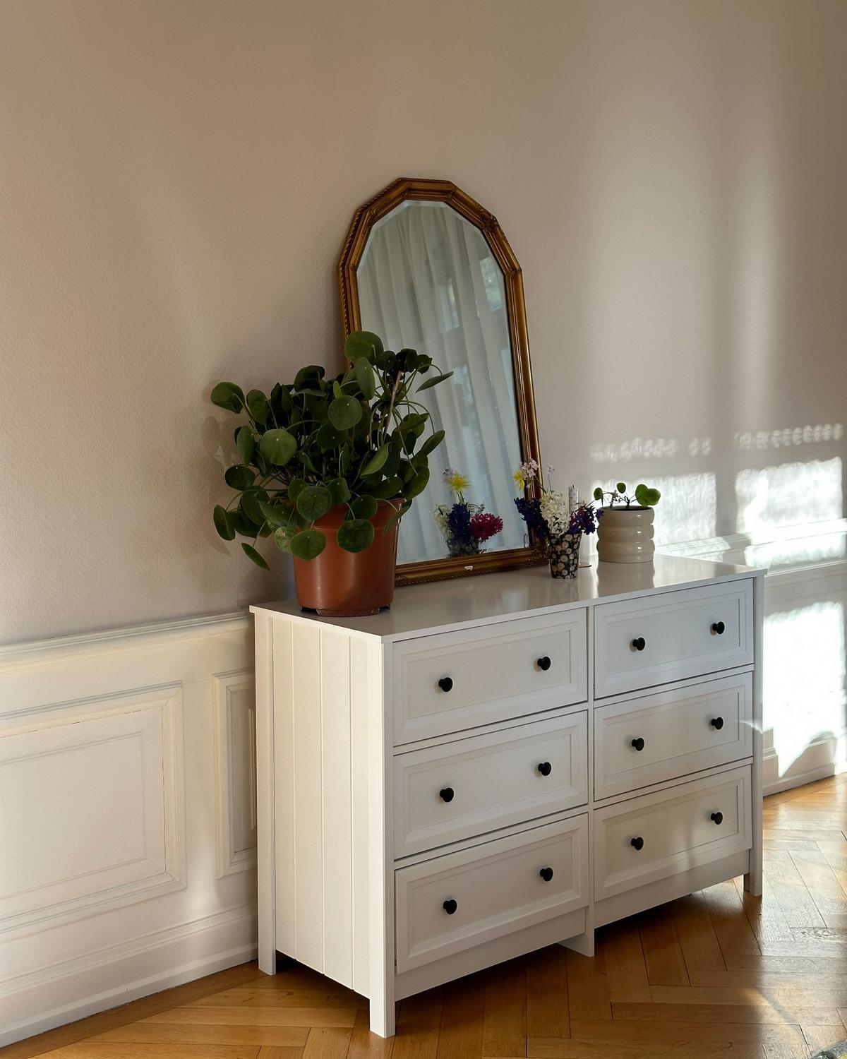 KOMMODE mit 6 Schubladen Weiß Hazelvale - Weiß, Holzwerkstoff (120/80/45cm) - Beliani