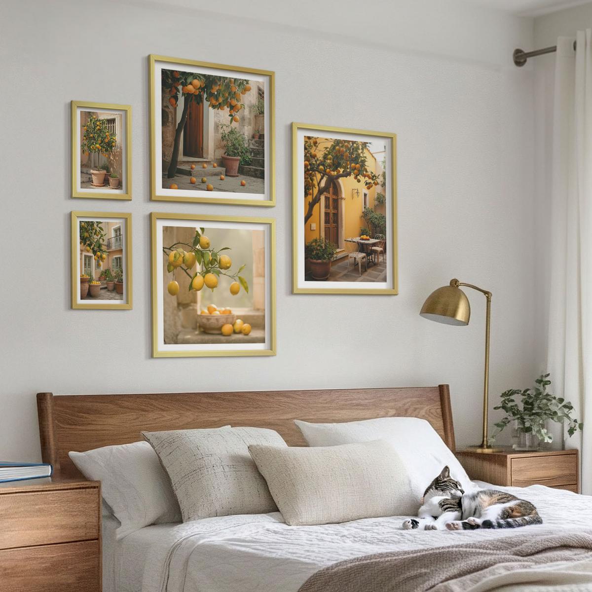 BILDER SET 5er Set - 50x50 cm & 20x30 cm & 40x60 cm Goldrahmen - Terrasse mit Zitrusbäumen - Goldfarben, Kunststoff (40/60cm) - TULUP
