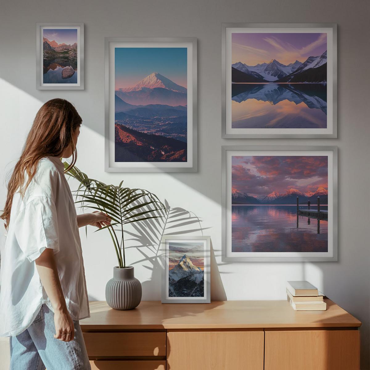 BILDER SET 5er Set - 50x50 cm & 20x30 cm & 40x60 cm Silberner Rahmen - Nachtstadt mit Neonlichtern - Silberfarben, Kunststoff (40/60cm) - TULUP