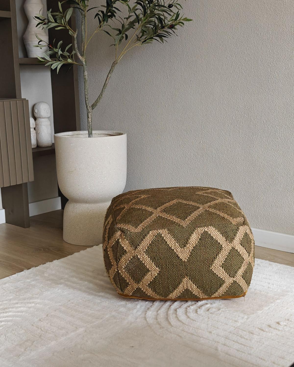 POUF Gopi 50/50/30 cm - Grün, Naturmaterialien (50/30/50cm) - Beliani