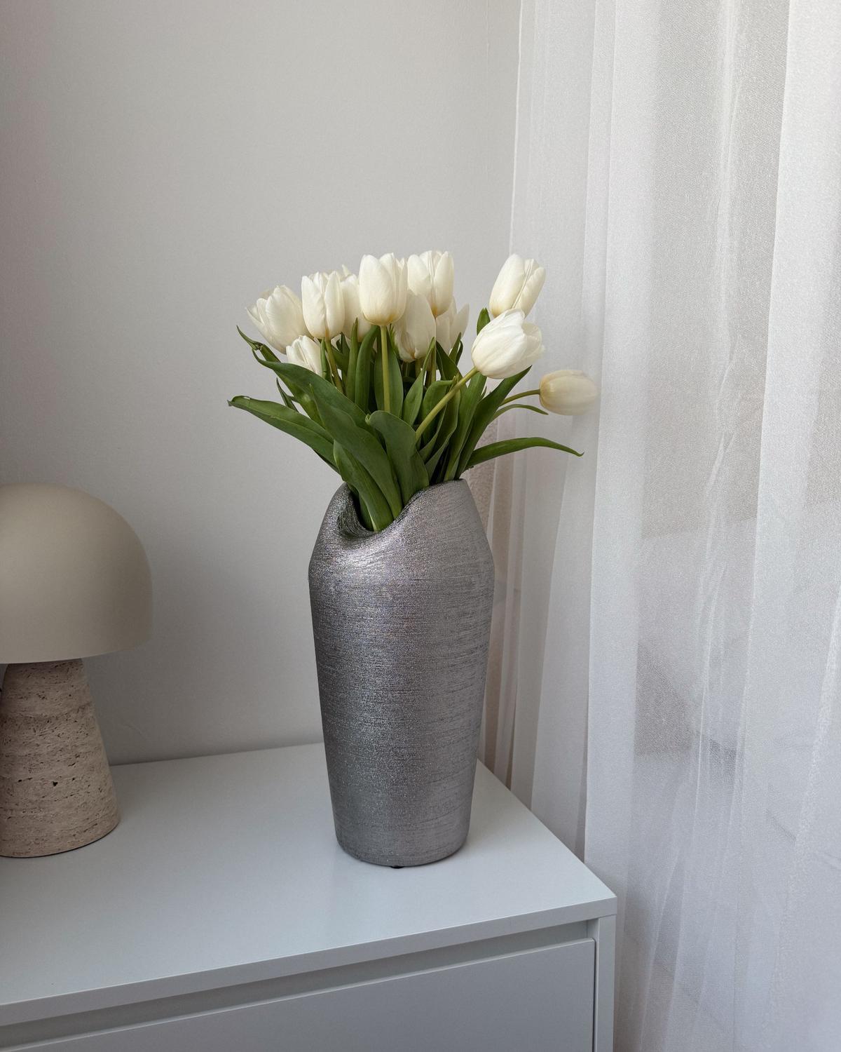 DEKOVASE Steinzeug silber Apamea - Silberfarben, Stein (33cm) - Beliani