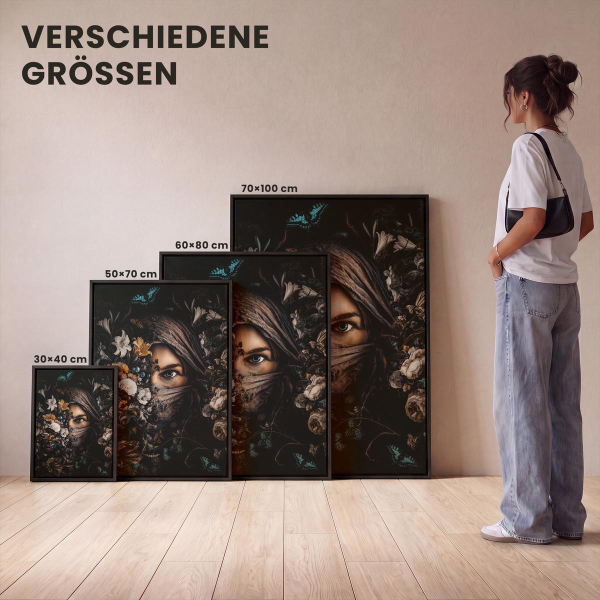 LEINWAND Bilder mit Rahmen - Frau - Luxus - Blumen - Schmetterling - Porträt - 70x100 - Schwarz, Textil (70/100cm) - MuchoWow