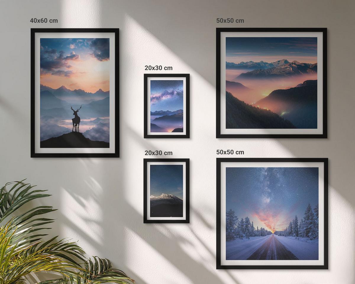 BILDER SET 5er Set - 50x50 cm & 20x30 cm & 40x60 cm Schwarzer Rahmen - Nachthimmel Berge Nebel Hirsch - Schwarz, Kunststoff (40/60cm) - TULUP