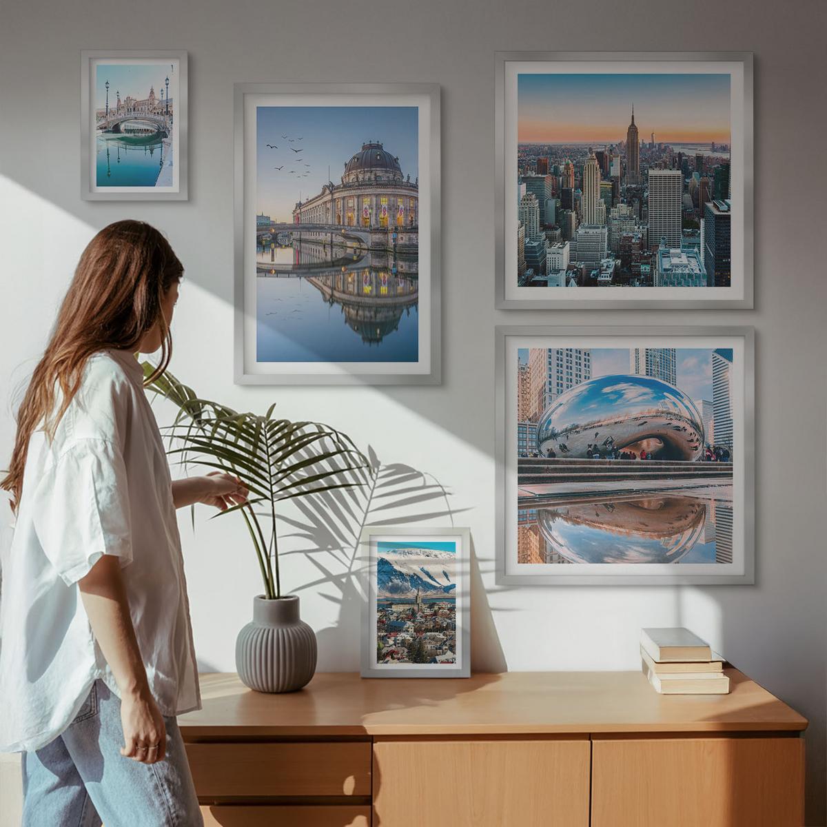 BILDER SET 5er Set - 50x50 cm & 20x30 cm & 40x60 cm Silberner Rahmen - Architektur von Städten am Wasser - Silberfarben, Kunststoff (40/60cm) - TULUP