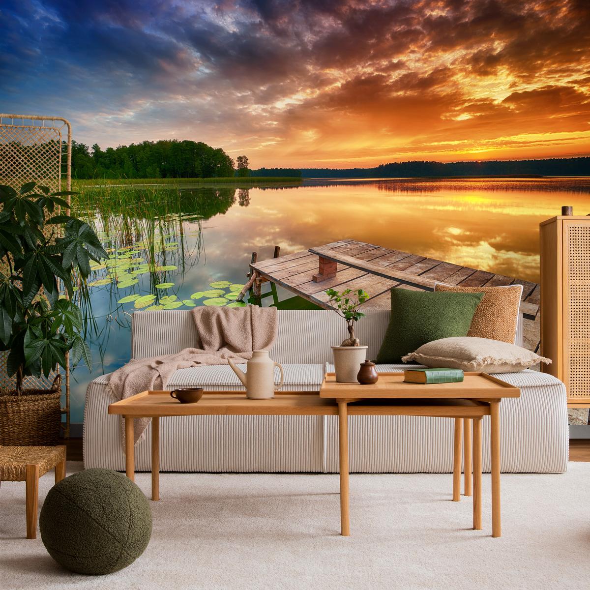 FOTOTAPETE für Wohnzimmer Sonnenuntergang See Steg Bäume 500x350 - Gelb/Beige, Papier (500/350cm) - Muralo