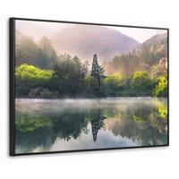 LEINWAND Bilder mit Rahmen - Natur - Bäume - Berge - See - Wasser - 70x50 - Hellgrün, Textil (70/50cm) - MuchoWow