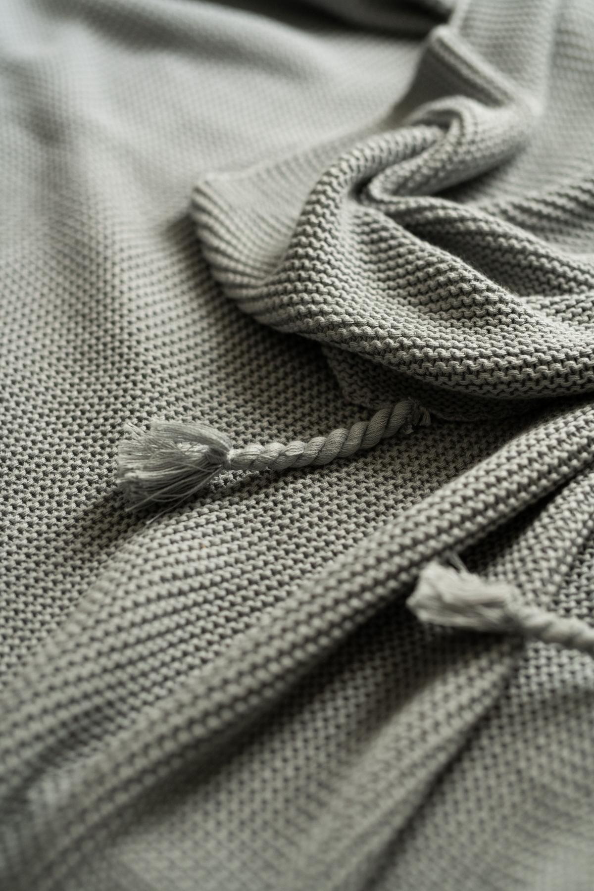 DECKE Hellgrau Nazilli 150/125 cm - Hellgrau, Naturmaterialien/Textil (125/150cm) - Beliani