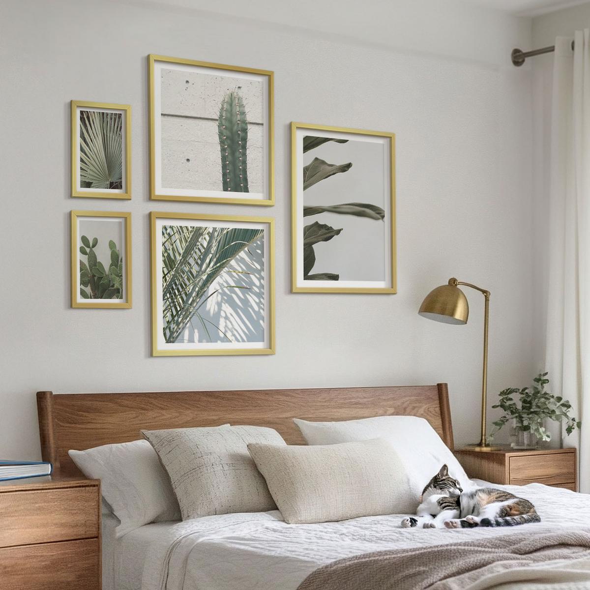 BILDER SET 5er Set - 50x50 cm & 20x30 cm & 40x60 cm Goldrahmen - Blätter tropischer Pflanzen in Pastellfarben - Goldfarben, Kunststoff (40/60cm) - TULUP