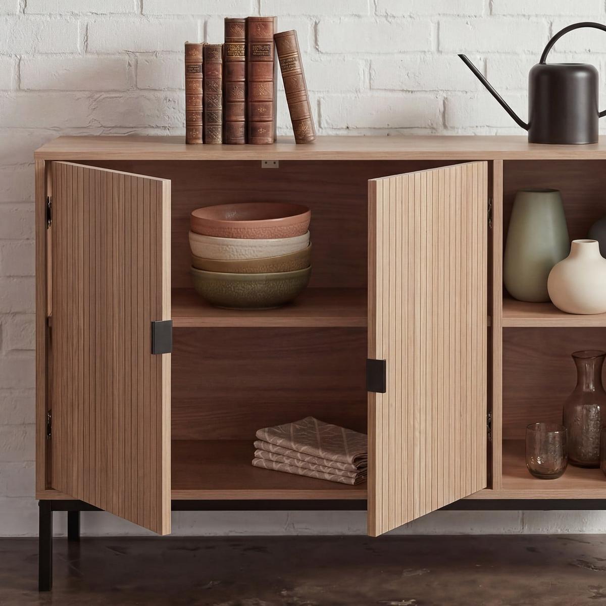 SIDEBOARD mit 2 türen und 2 offenen fächern in holzrillenoptik tara 40/72/110 cm - Eschefarben, Holzwerkstoff (110/72/46cm) - Calicosy