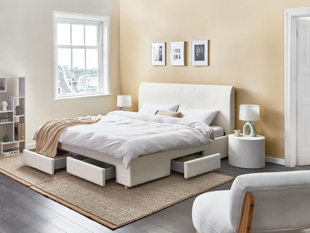 BETT mit Schubladen 180/200 cm Bouclé Hellbraun Soutrin - Hellbraun, Textil (180/200cm) - Beliani