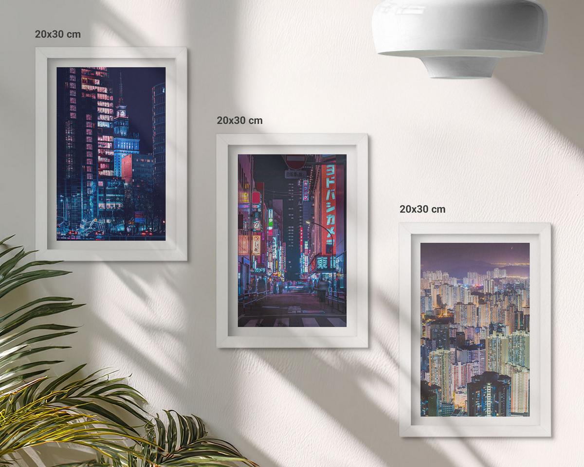BILDER SET 3er Set - 20x30 cm Weißer Rahmen - Neonlichter der nächtlichen Stadt - Weiß, Kunststoff (20/30cm) - TULUP