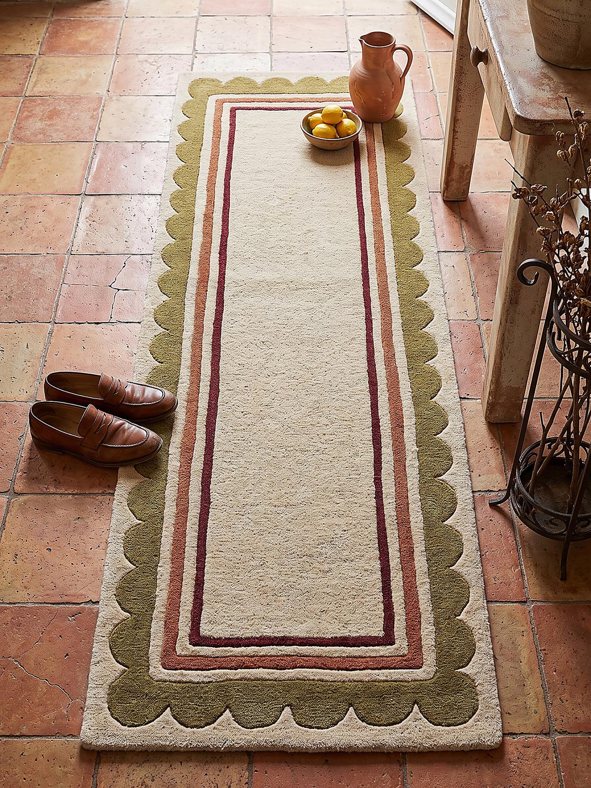 LÄUFER handgetuftet WENSUM, in Beige-Multicolor, Scallop-Bordüre, 80 x 230 cm - Beige, Textil (80/230cm) - KADIMA DESIGN