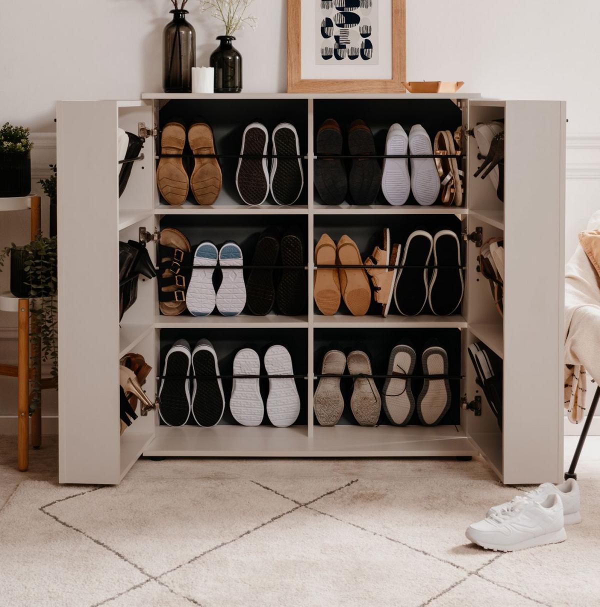 SCHUHSCHRANK Samt 100 cm, Schuhkommode aufklappbar bis 24 Paar Schuhe - Beige/Schwarz, Holzwerkstoff/Kunststoff (100/110/34cm) - Furn.Design