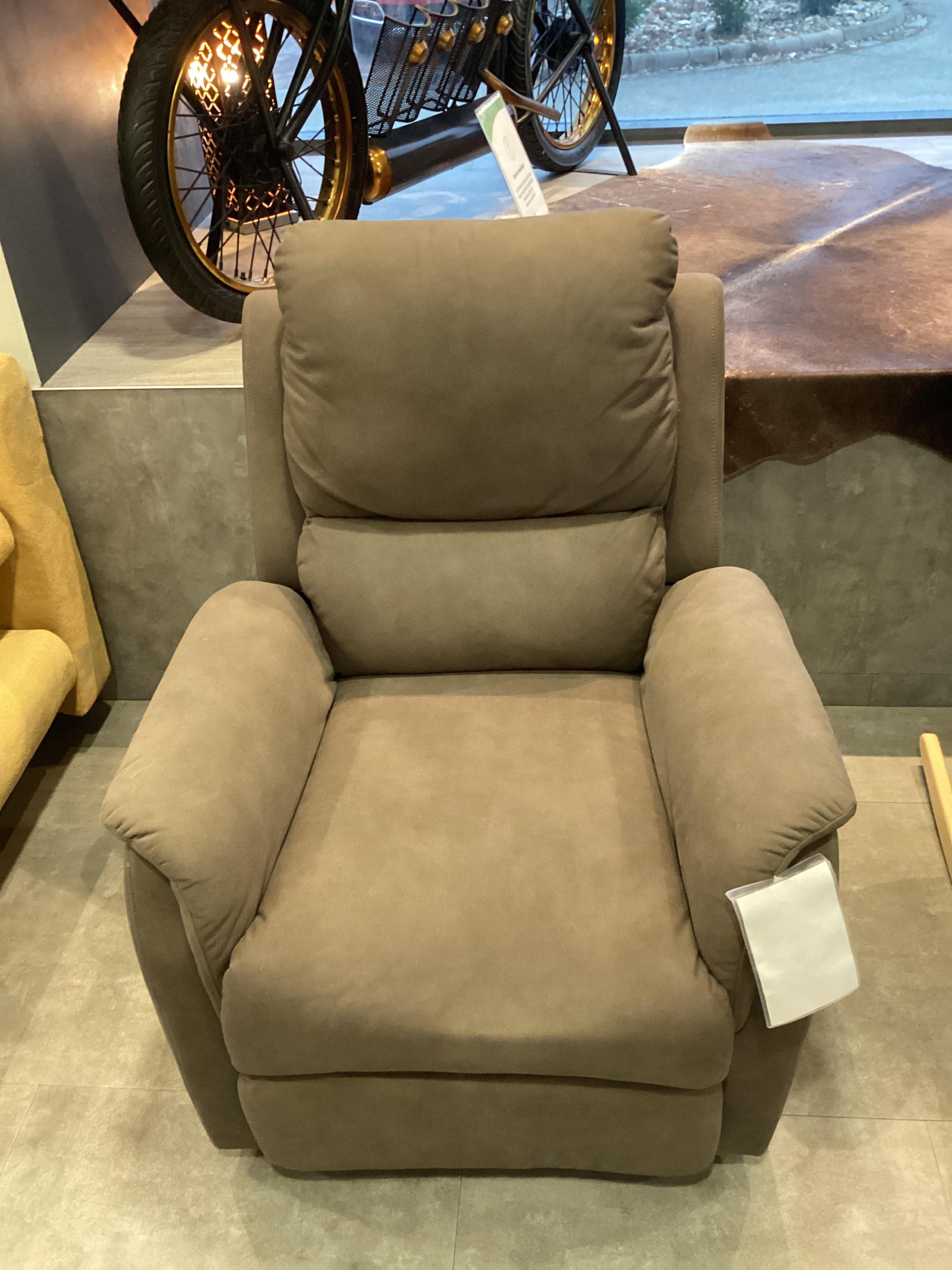 CSEPEL OUTLET RELAX FOTEL HEKTOR