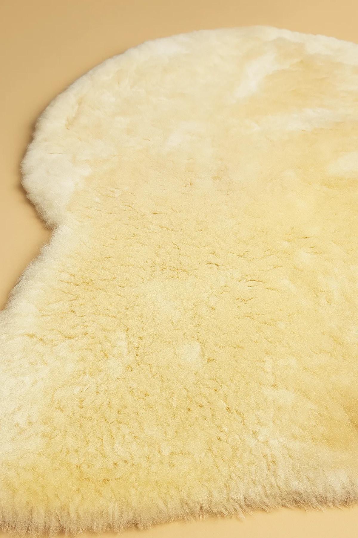 SCHAFFELL Natur Lammfell Weich Flauschig Wohnteppich, Relugan, ca. 110 cm - Gelb/Goldfarben, Fell (60/110cm) - Provellus