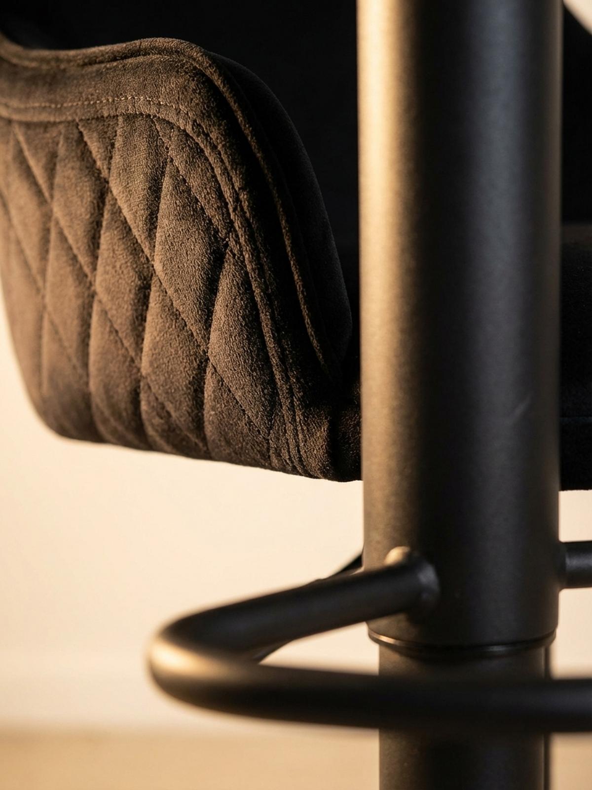 BARHOCKER Samt Lehne Höhenverstellbar Trompetenfuß Armlehne Gepolstert, Schwarz 45x45x106 cm - Schwarz, Textil/Metall (45/106/45cm) - KADIMA DESIGN
