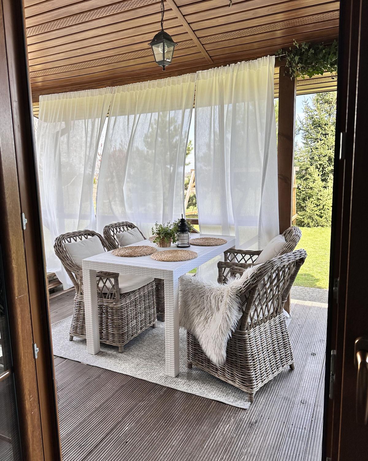 GARTENSESSEL 2er-SET Rattan natürlich Auflagen cremeweiß Maros - Beige/Naturfarben, Naturmaterialien (60/90/70cm) - Beliani