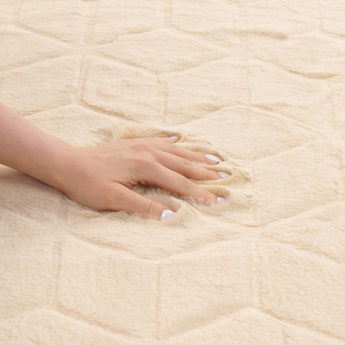 SHAGGY-KUNSTFELLTEPPICH Thatta 150/80 cm - Beige, Kunststoff (80/150cm) - Beliani
