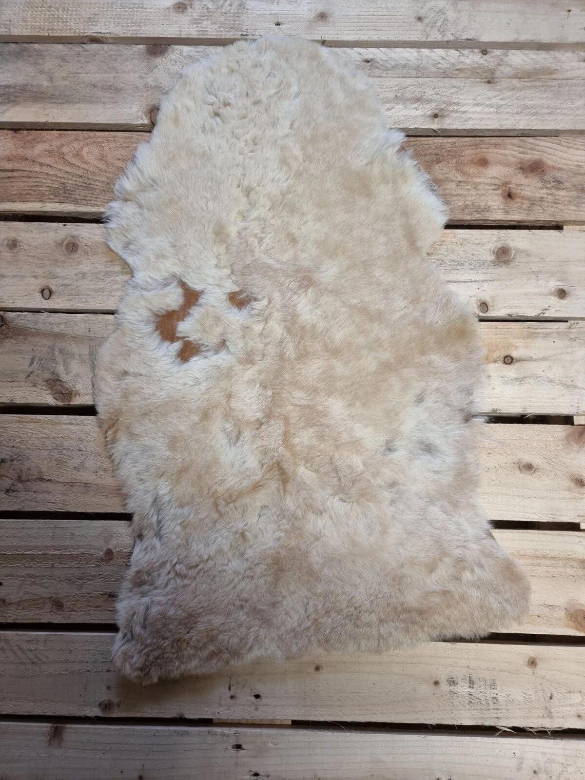 SCHAFFELL Lammfell 2. Wahl Hell geschoren ca. 55 cm - Beige/Creme, Fell (30/55cm) - Provellus