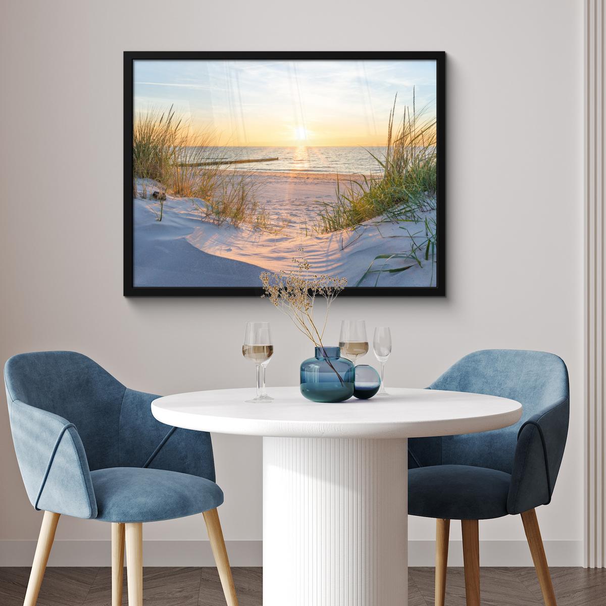 POSTER MIT RAHMENGERAHMTES BILD Strand - Sonne - Düne - Gras - Sand - Horizont 80x60 cm - Hellblau, Papier (80/60cm) - MuchoWow