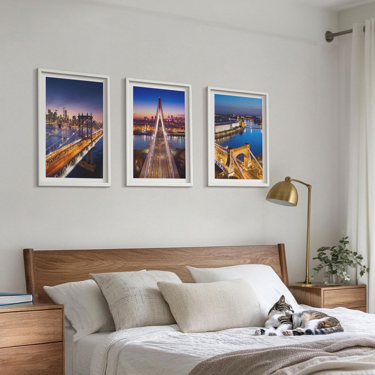 BILDER SET 3er Set - 40x60 cm Weißer Rahmen - Städte bei Nacht, Brücken, Flüsse - Weiß, Kunststoff (40/60cm) - TULUP