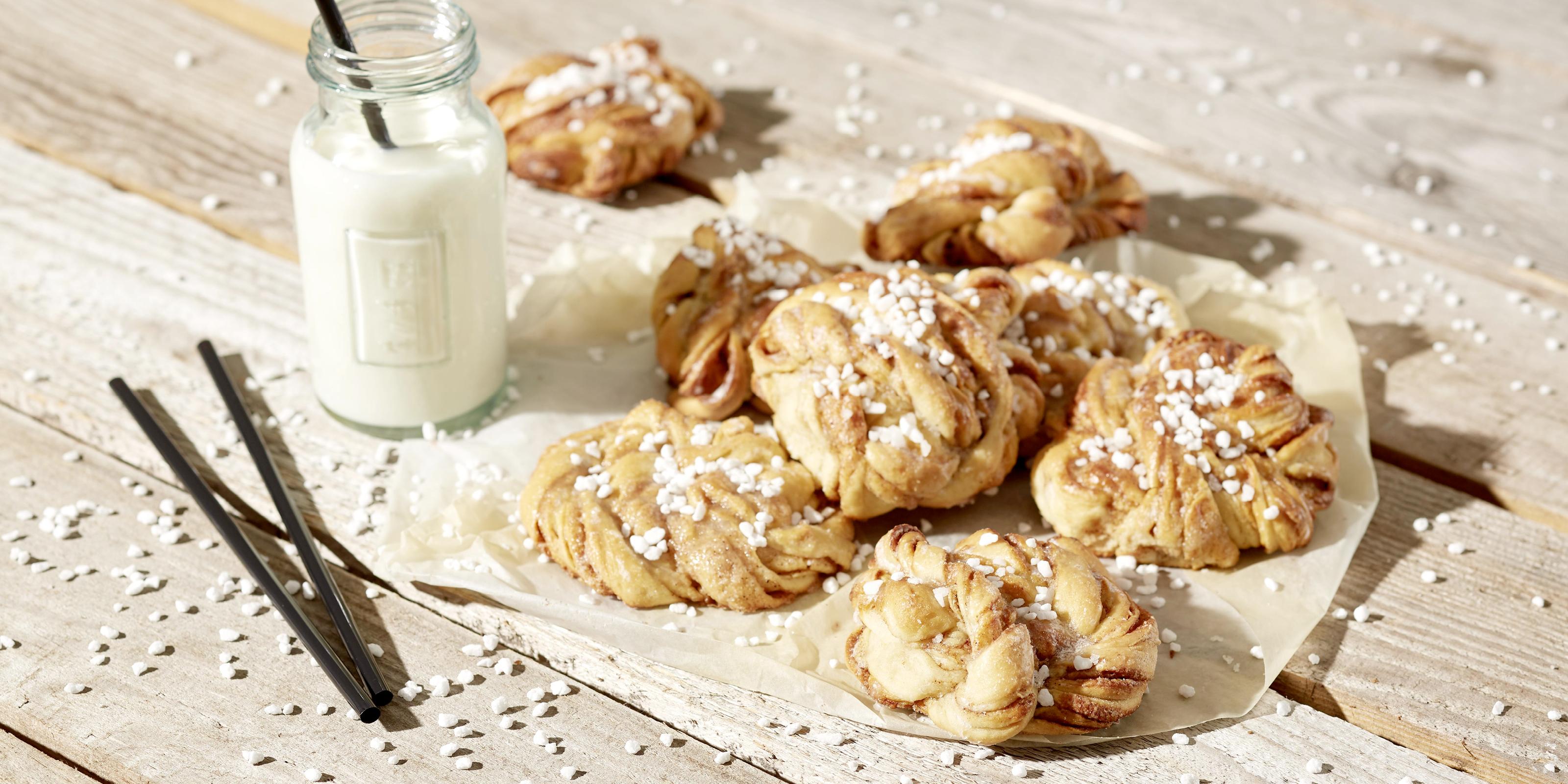 Szwedzkie bułeczki cynamonowe „Kanelbullar“