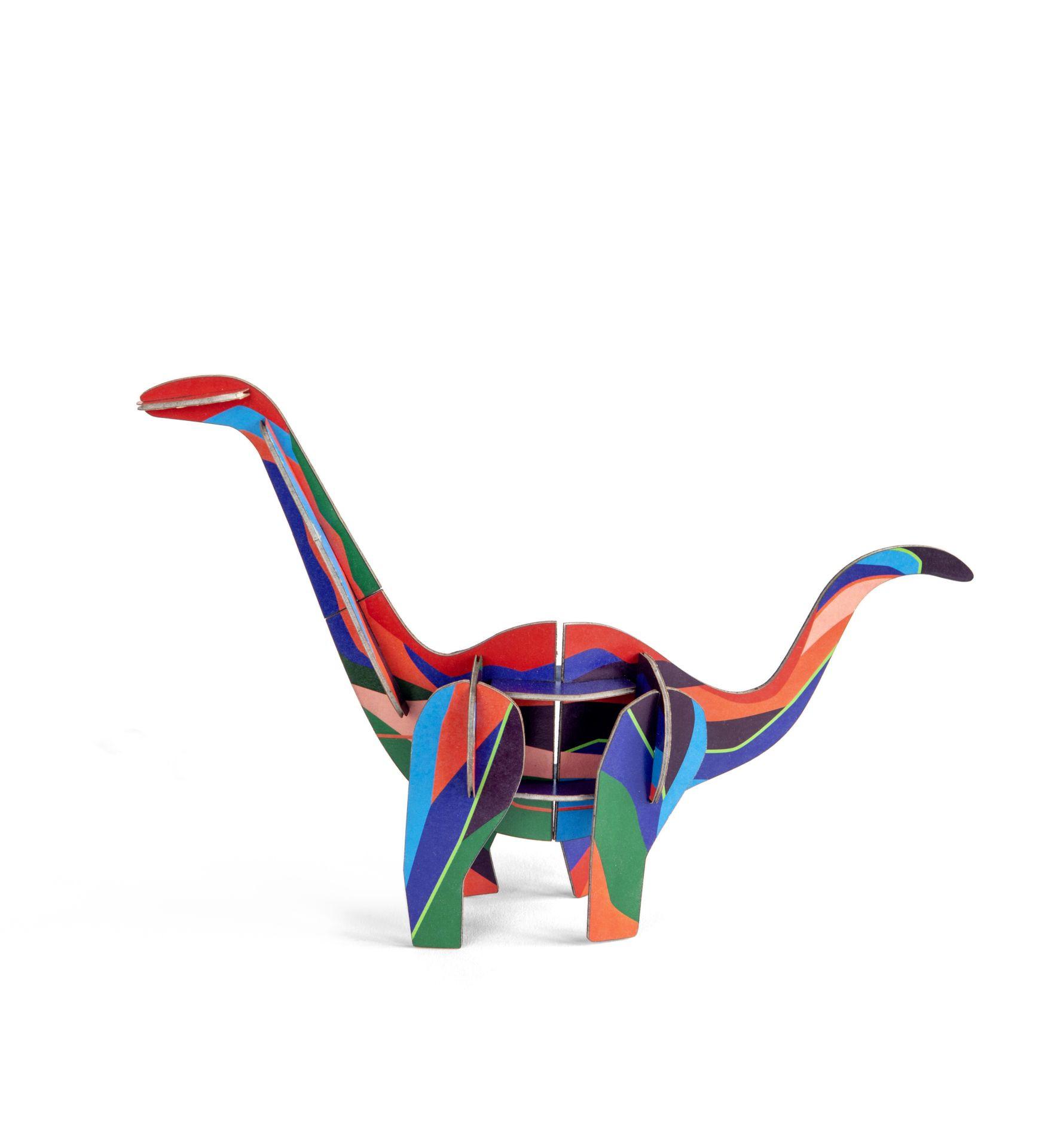 DEKOFIGUR Leuchtender Riesendino 6/17 cm - Multicolor, Wellpappe (6/17/23cm) - Studio Roof