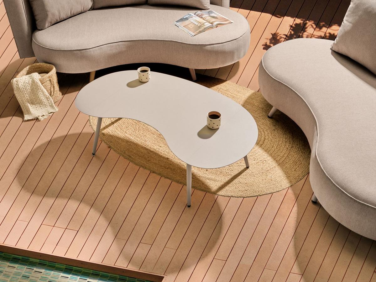 COUCHTISCH outdoor 65/130 cm Metall Beige Parori - Beige, Metall (65/130/81cm) - Beliani