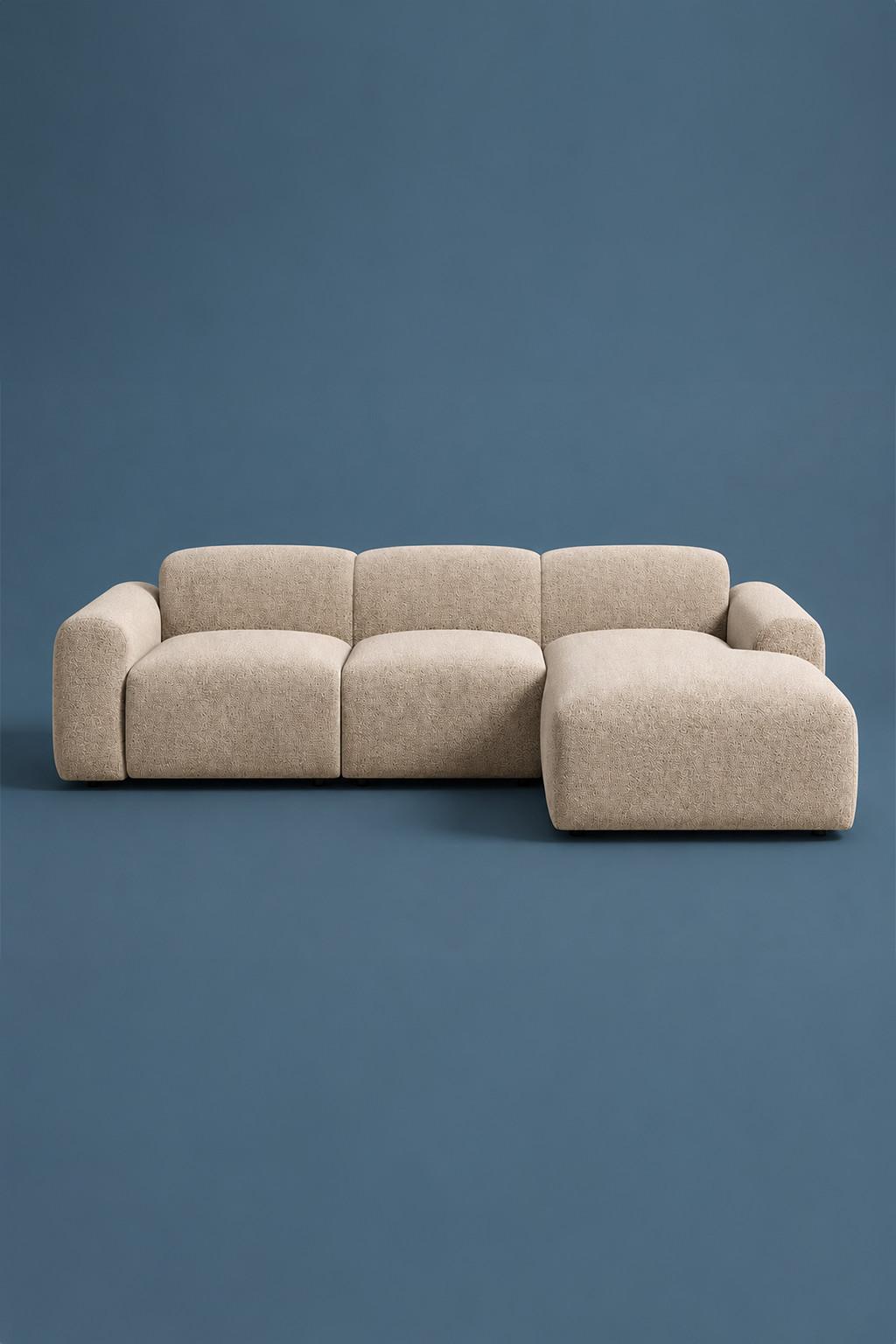 Sofa in einem blauen Raum