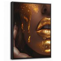 LEINWAND Bilder mit Rahmen - Frau - Gold - Luxus - Porträt - 30x40 - Goldfarben, Textil (30/40cm) - MuchoWow