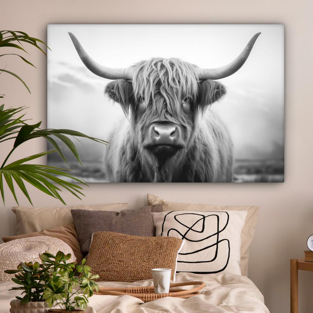 LEINWANDBILD Schottischer Highlander - Nebel - Schwarz - Weiß Wohnzimmer Groß 120x80 cm - Grau, Textil (120/80cm) - MuchoWow