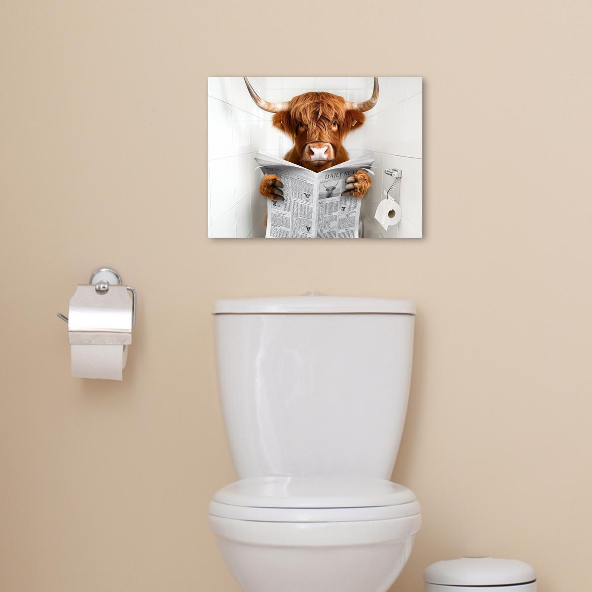 LEINWANDBILD Schottischer Highlander - Tier - Zeitung - Toilette Wandbild 40x30 cm - Kastanienfarben, Textil (40/30cm) - MuchoWow