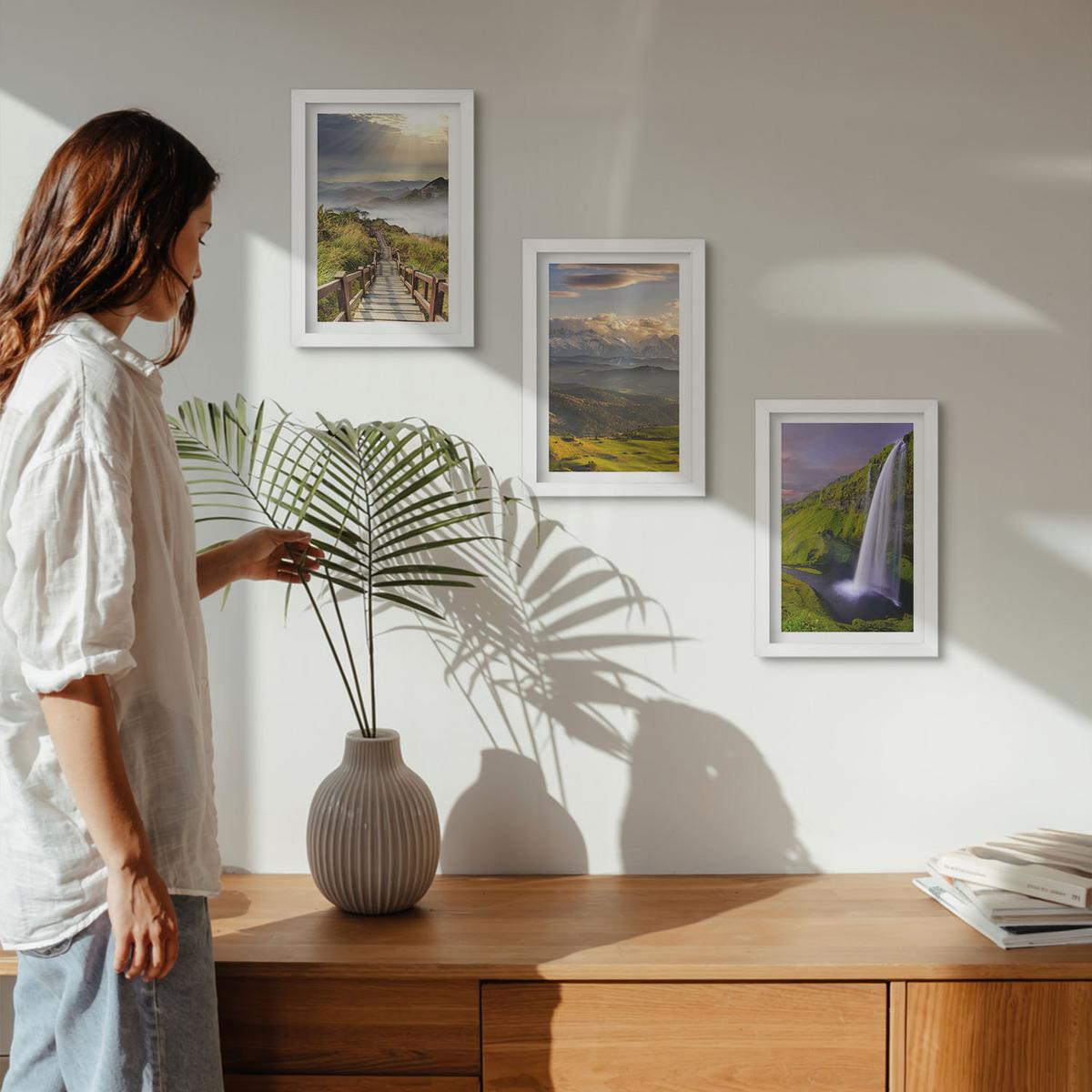 BILDER SET 3er Set - 20x30 cm Weißer Rahmen - Berglandschaften Wasserfall - Weiß, Kunststoff (20/30cm) - TULUP