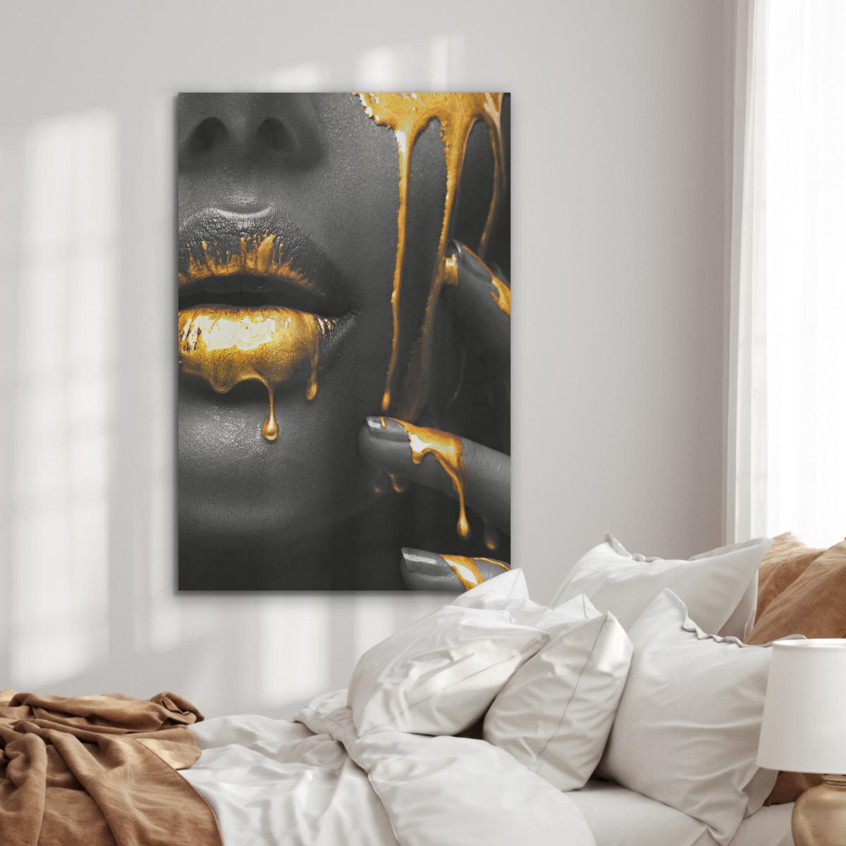 AKUSTIKBILD Frau - Schwarz - Gold - Gesicht - Lippen Wanddeko 70x100 cm - Goldfarben, Kunststoff (70/100/0.9cm) - MuchoWow