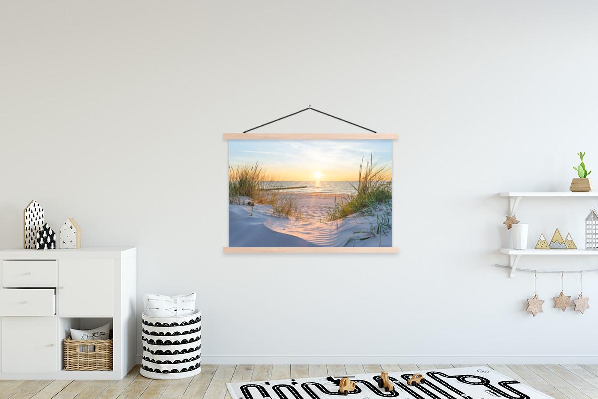 POSTER MIT MAGNETLEISTEN Strand - Sonne - Düne - Gras - Sand - Horizont Magnetleiste 120x80 cm - Hellblau, Textil (120/80/0.15cm) - MuchoWow