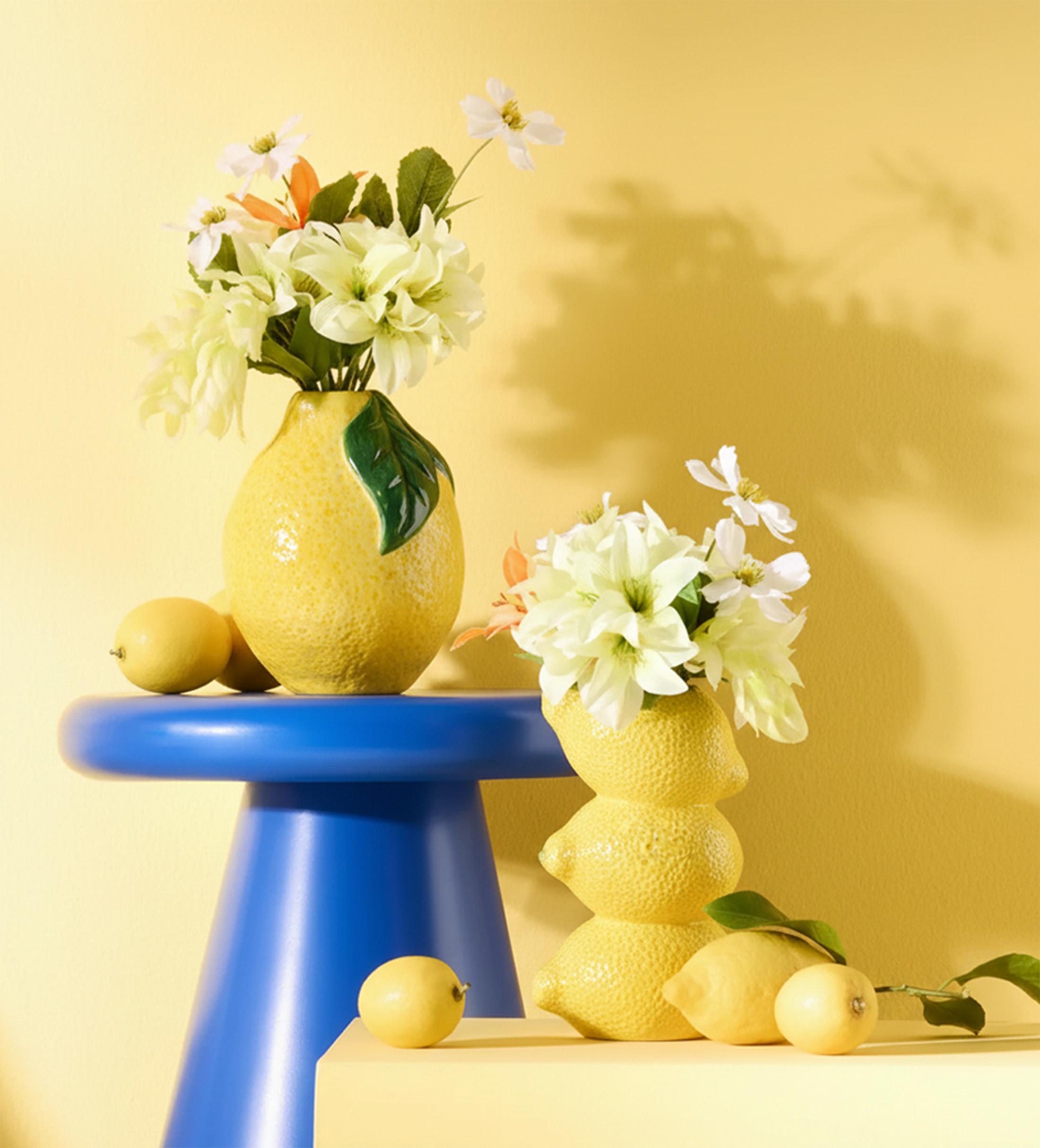 Lemon living lakberendezési stílus mediterrán hangulattal, citromos dekorációkkal