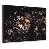 LEINWAND Bilder mit Rahmen - Frau - Luxus - Blumen - Schmetterling - Porträt - 100x70 - Schwarz, Textil (100/70cm) - MuchoWow
