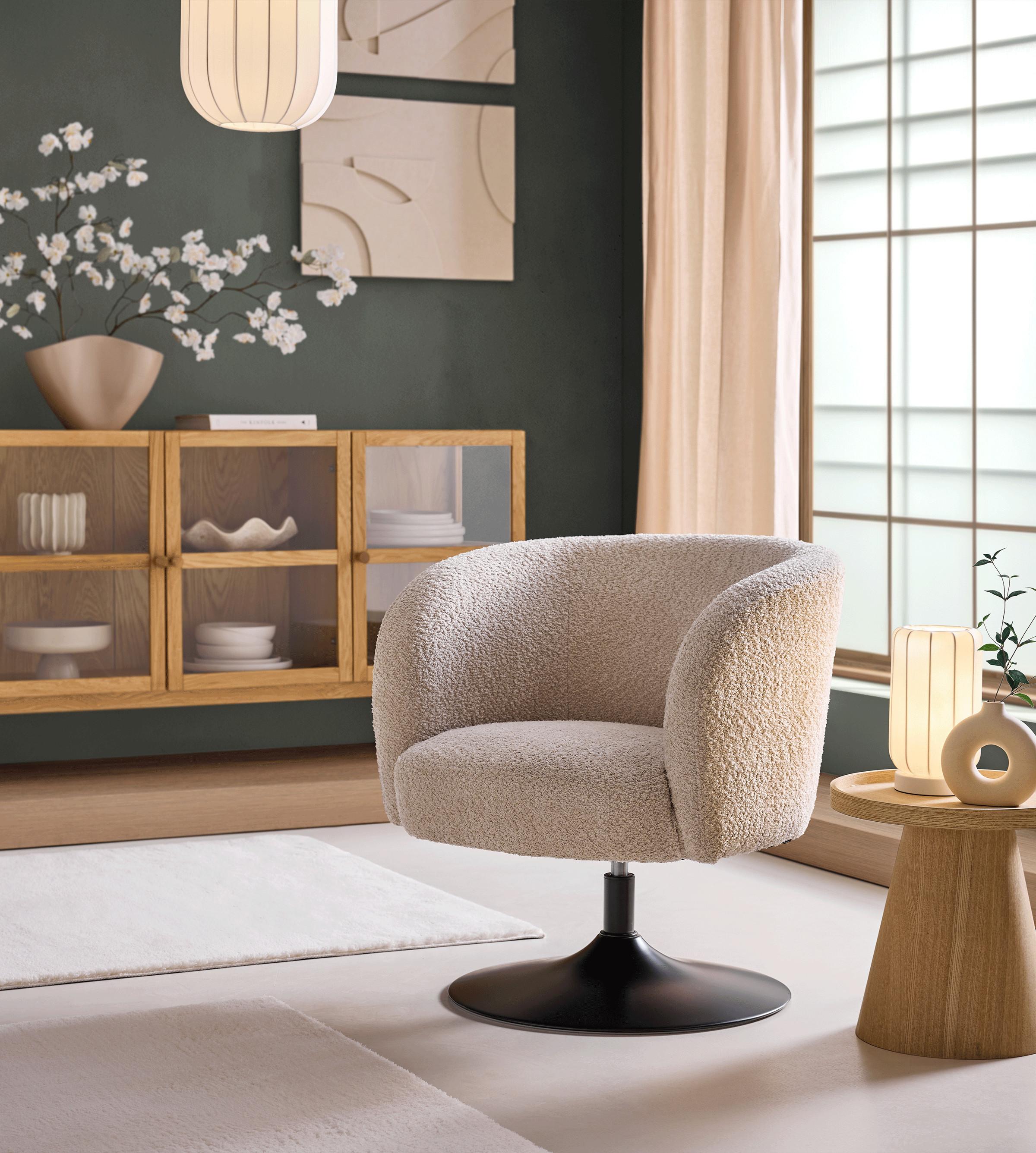 Gemütliche Sessel im Japandi Wohnstil