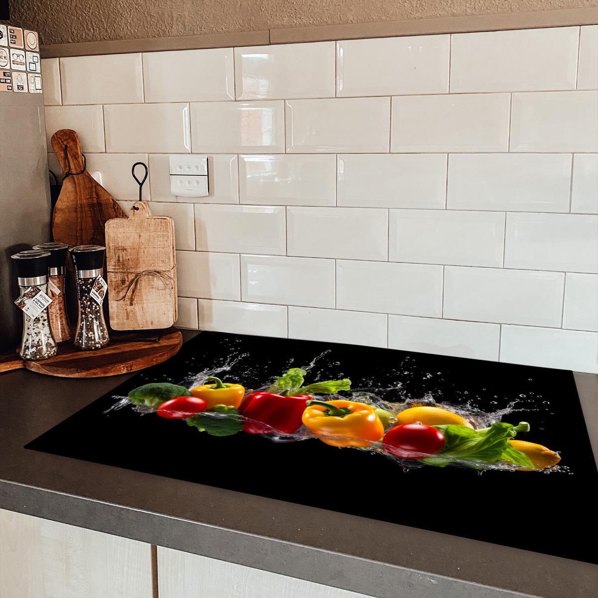 HERDABDECKPLATTE Paprika - Wasser - Gemüse - Schwarz Ceranfeldabdeckung 80x52 cm - Multicolor, Kunststoff (80/52/0.2cm) - MuchoWow
