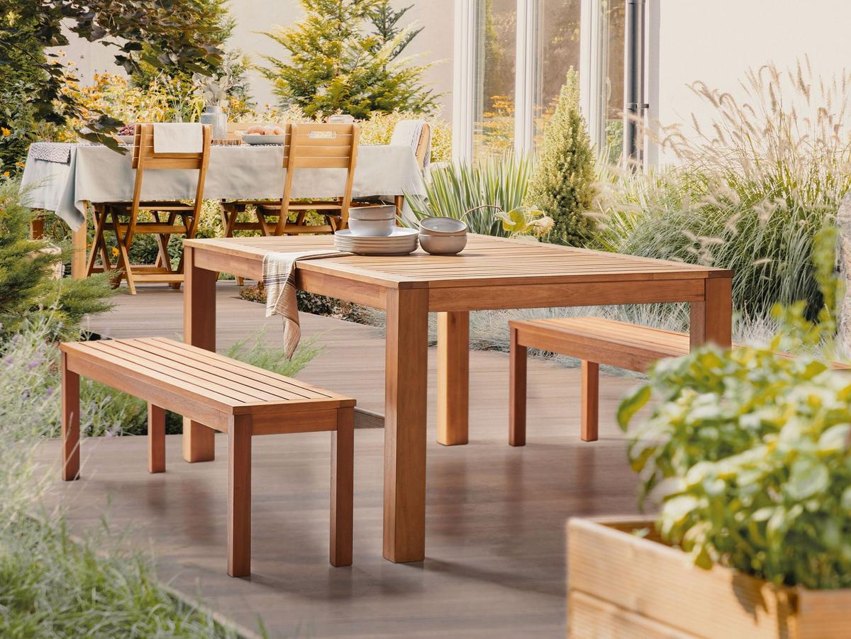 GARTENTISCH Eukalyptusholz hellbraun 190/105 cm Monsano - Hellbraun, Holz (105/190/76cm) - Beliani