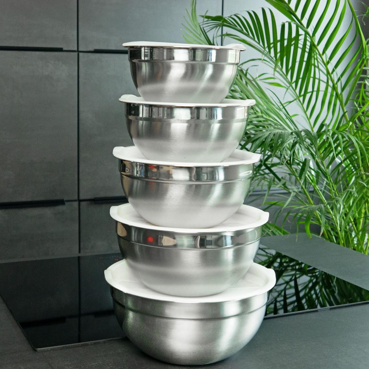 SALAT RÜHRSCHÜSSEL Set mit Deckeln in verschiedenen Größen (5-tlg.) - Silberfarben, Metall (22cm) - Intirilife