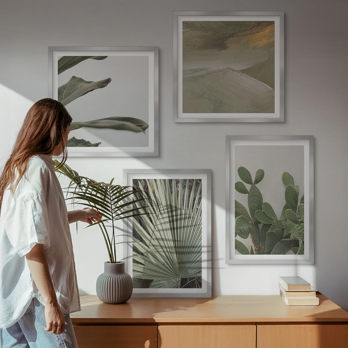 BILDER SET 4er Set - 50x50 cm & 40x60 cm Silberner Rahmen - Blätter tropischer Pflanzen in Pastellfarben - Silberfarben, Kunststoff (50/50cm) - TULUP