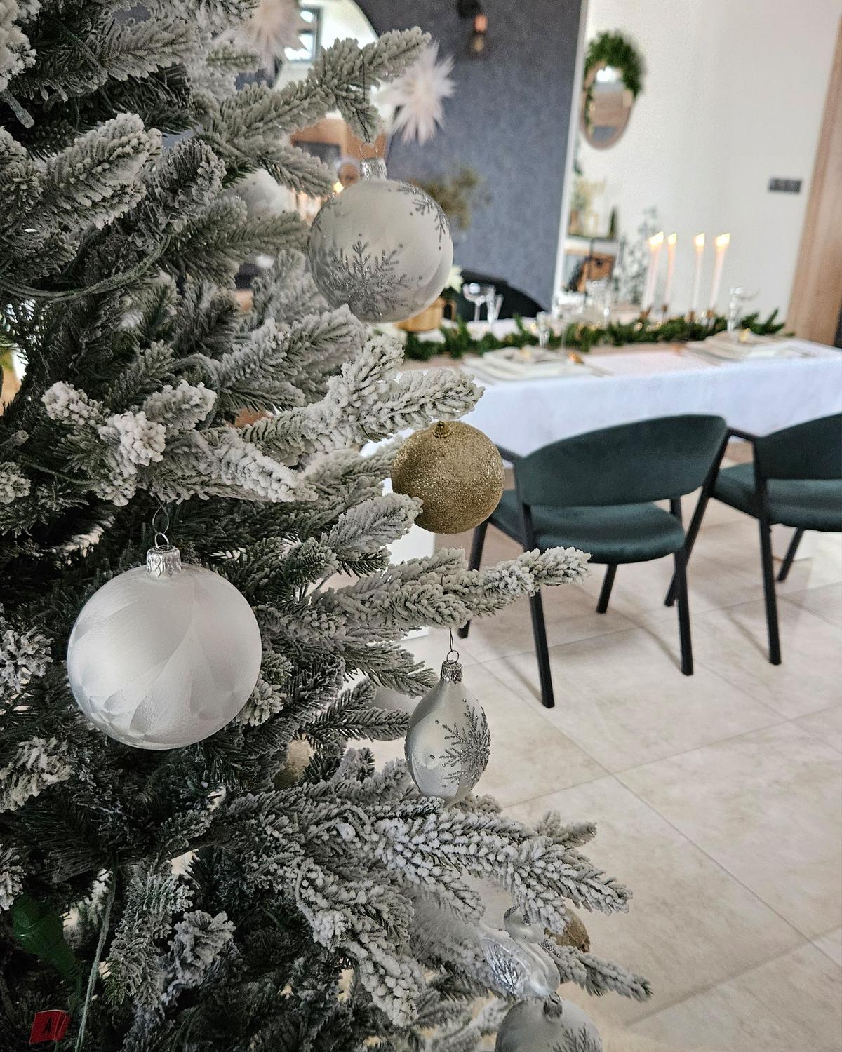 WEIHNACHTSBAUM 180 cm Weiß Brisco - Weiß, Kunststoff (180cm) - Beliani